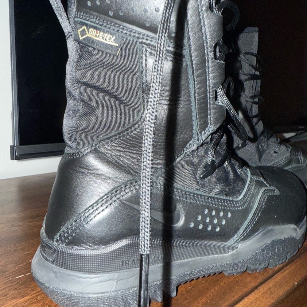 Nike SFS Tactical Boot - Picture 4 of 6